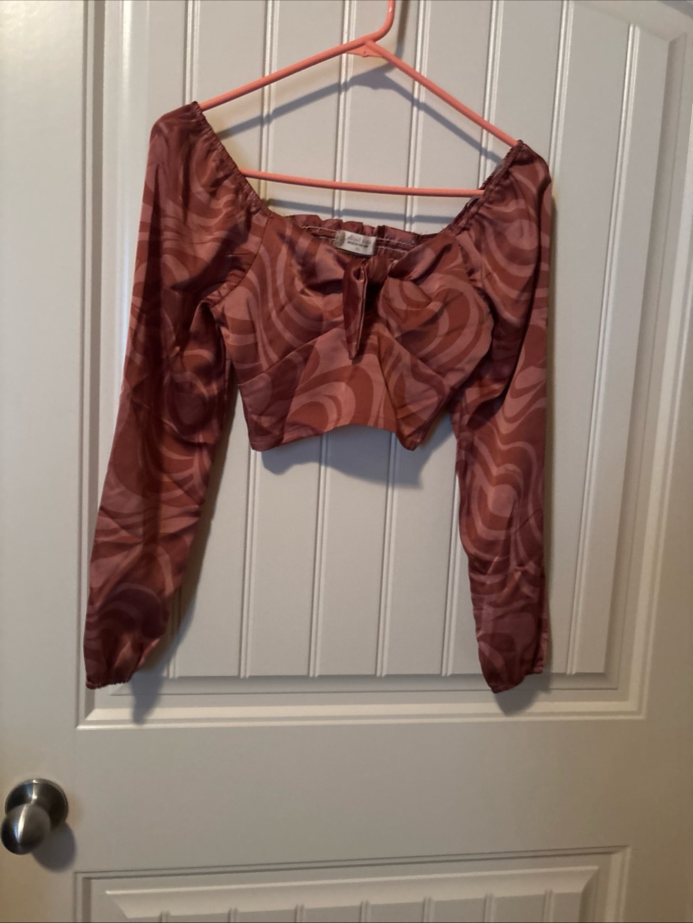 Altar'd State Mauve Swirl Long Sleeve Crop Top